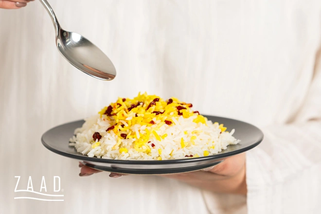 برنج ایرانی تزیین شده برای سرو