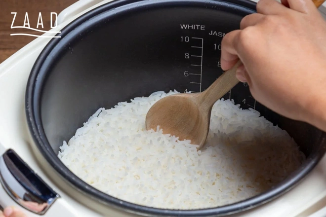 برنج در حال پخت