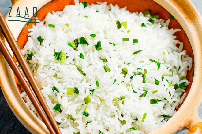 برنج پخته شده در قابلمه استیل